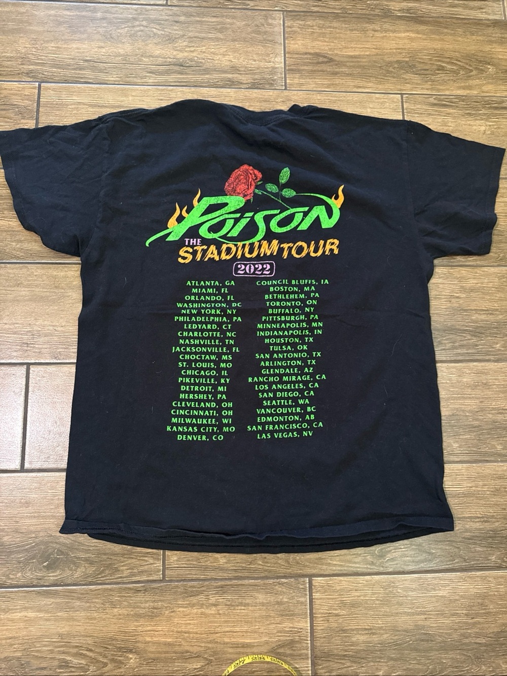 Poison Stadium Tour 2022 T Shirt Black Graphic Band Tee Adult Large - Picture 5 of 6